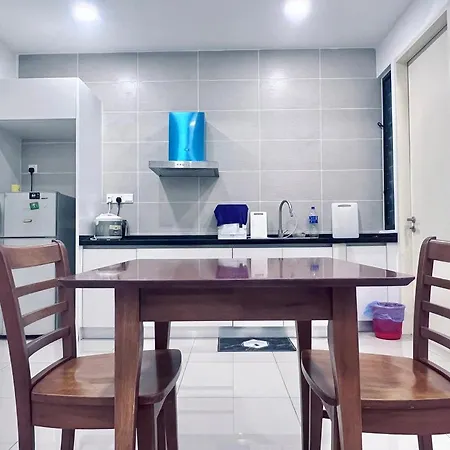Comfort Stay 4Pax-4 Min To Legoland Nusajaya  Exterior photo